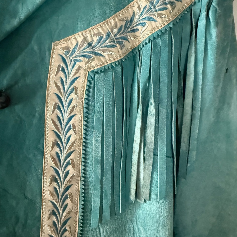 Vintage Leather Fringe Jacket - Picture 4 of 7